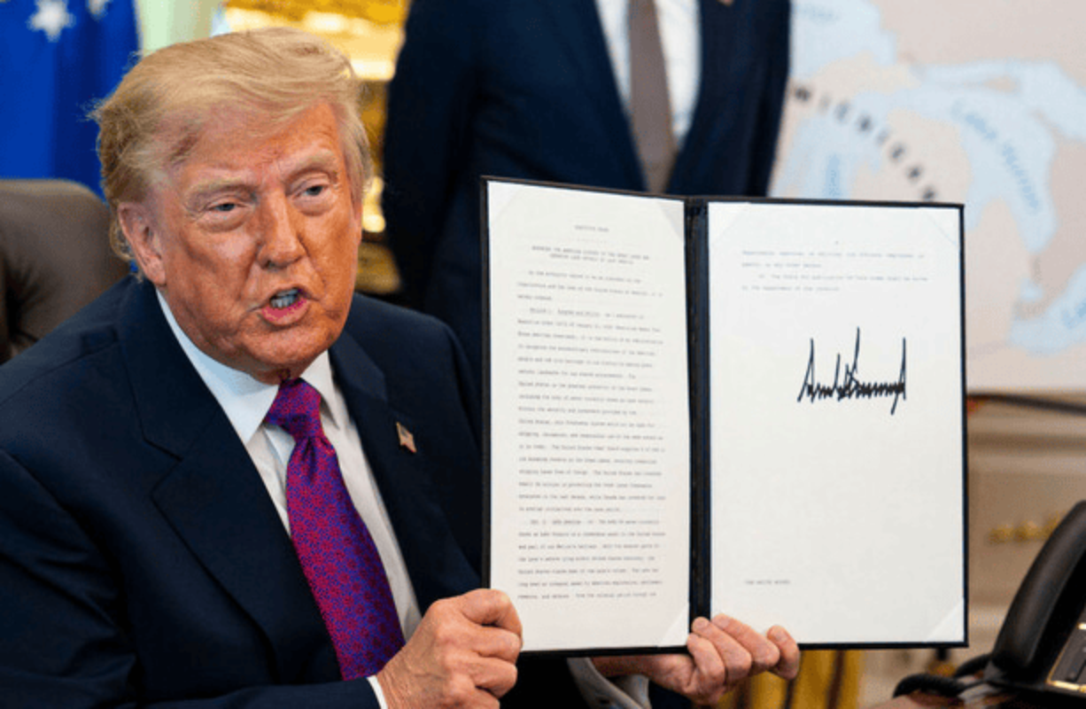 Trump Signs Order